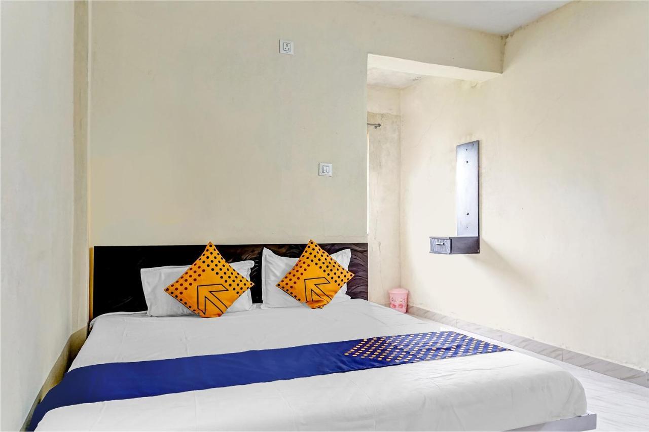 Spot On 81689 New Saiba Lodging Pune Exterior foto