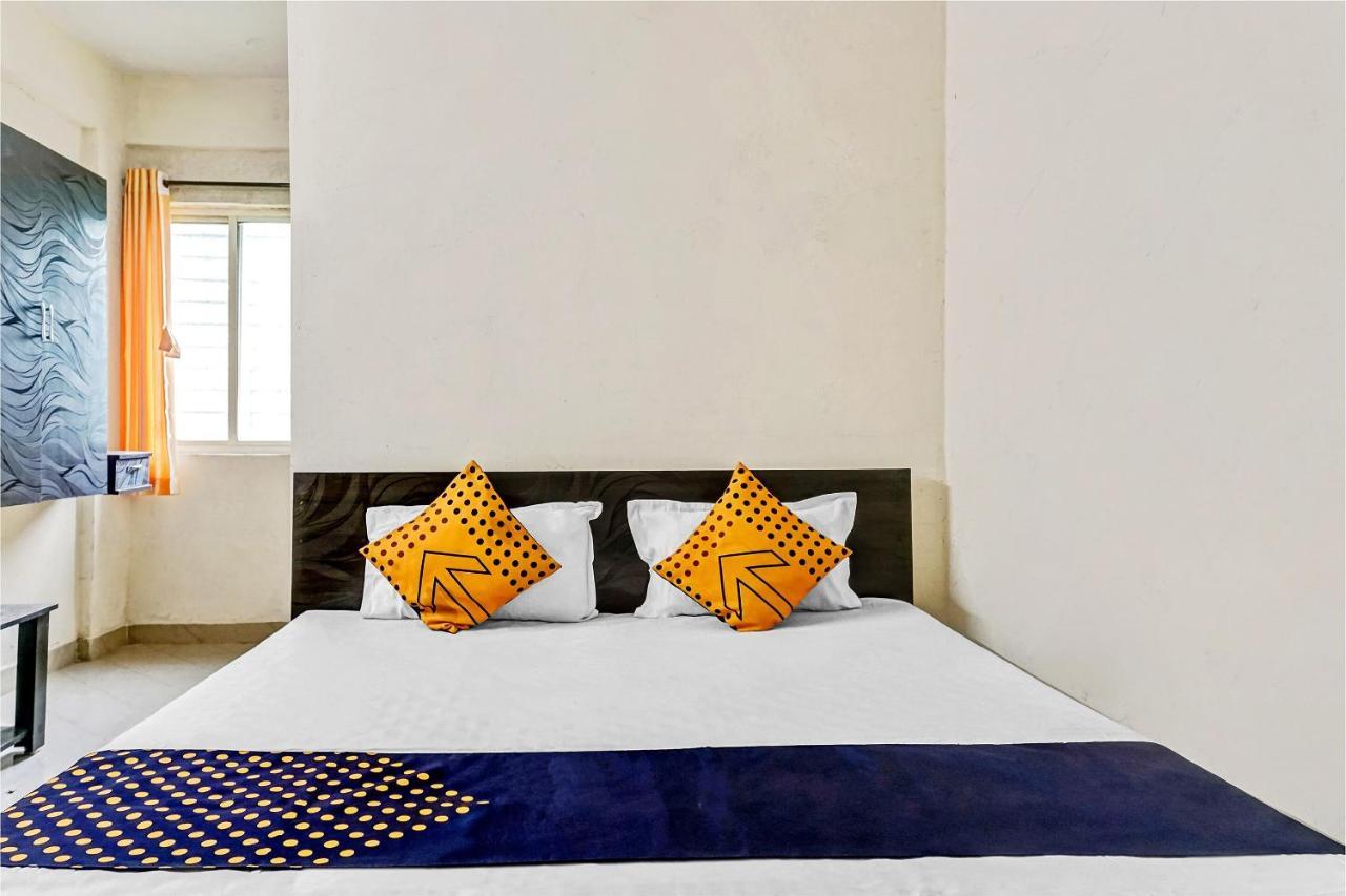 Spot On 81689 New Saiba Lodging Pune Exterior foto